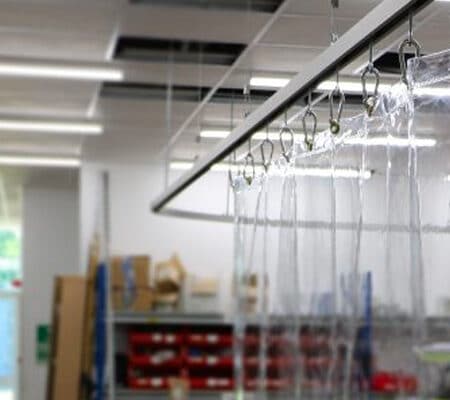 Slidescreen overhead curtain system